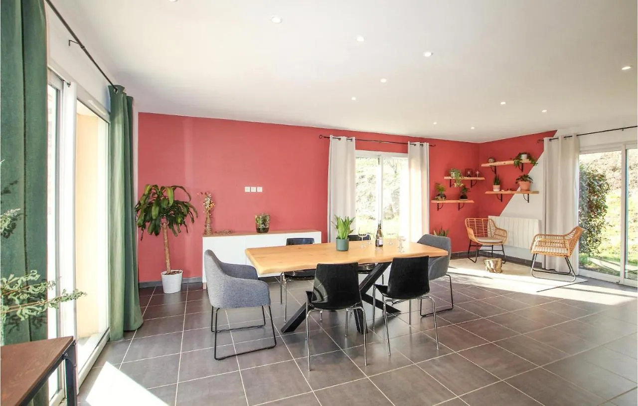 Stunning Home In La Valla En Gier With Wifi Hébergement de vacances La Valla-en-Gier