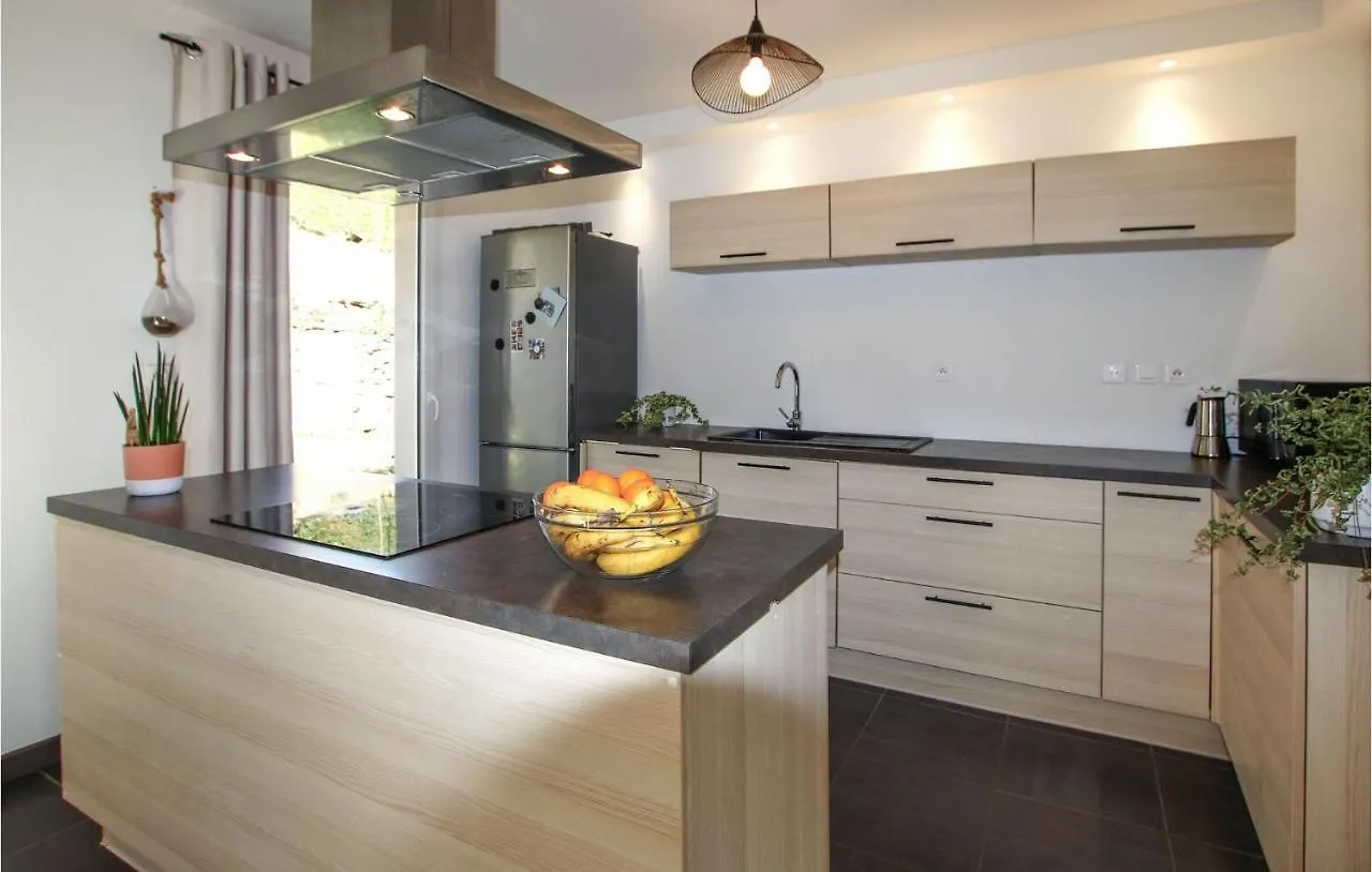 Stunning Home In La Valla En Gier With Wifi La Valla-en-Gier