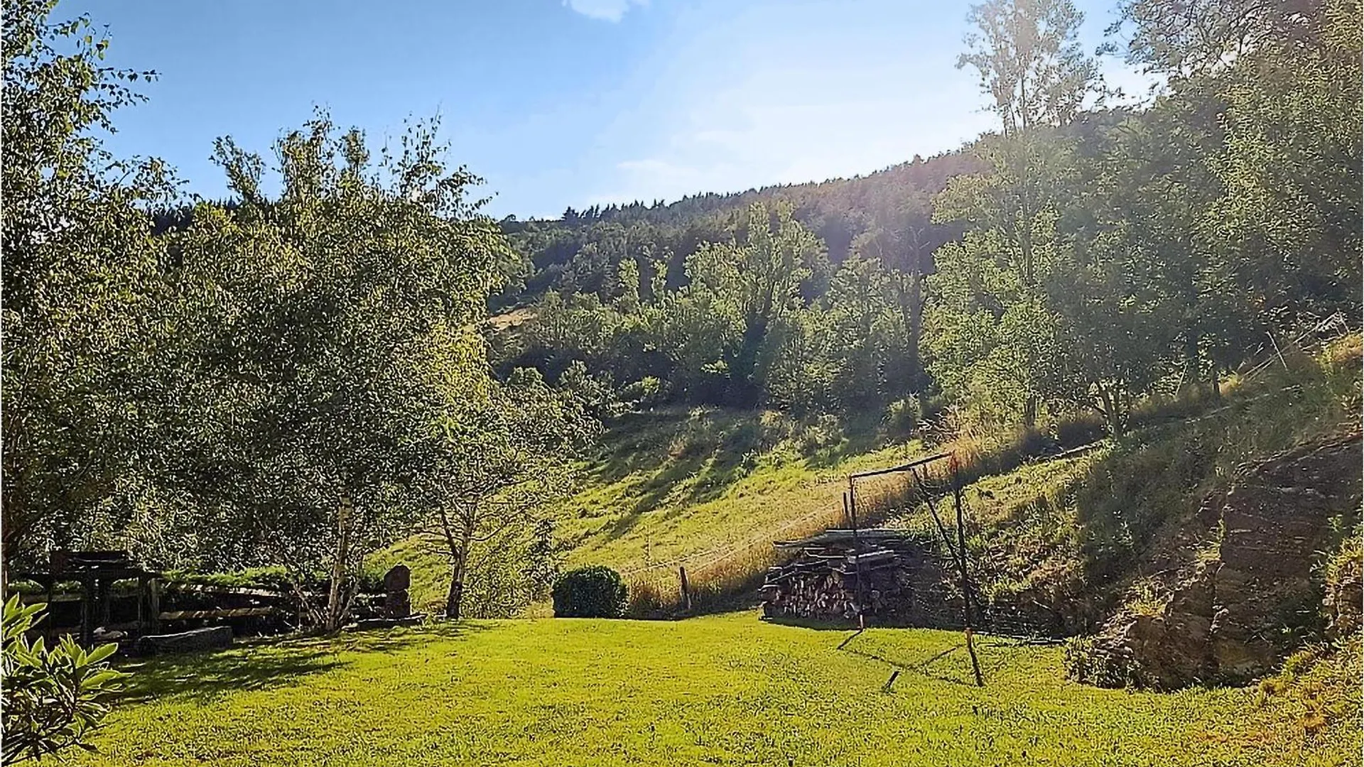 Holiday home Stunning Home In La Valla En Gier With Wifi